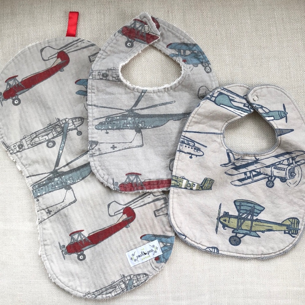 Boutique style airplane bibs and burp cloth